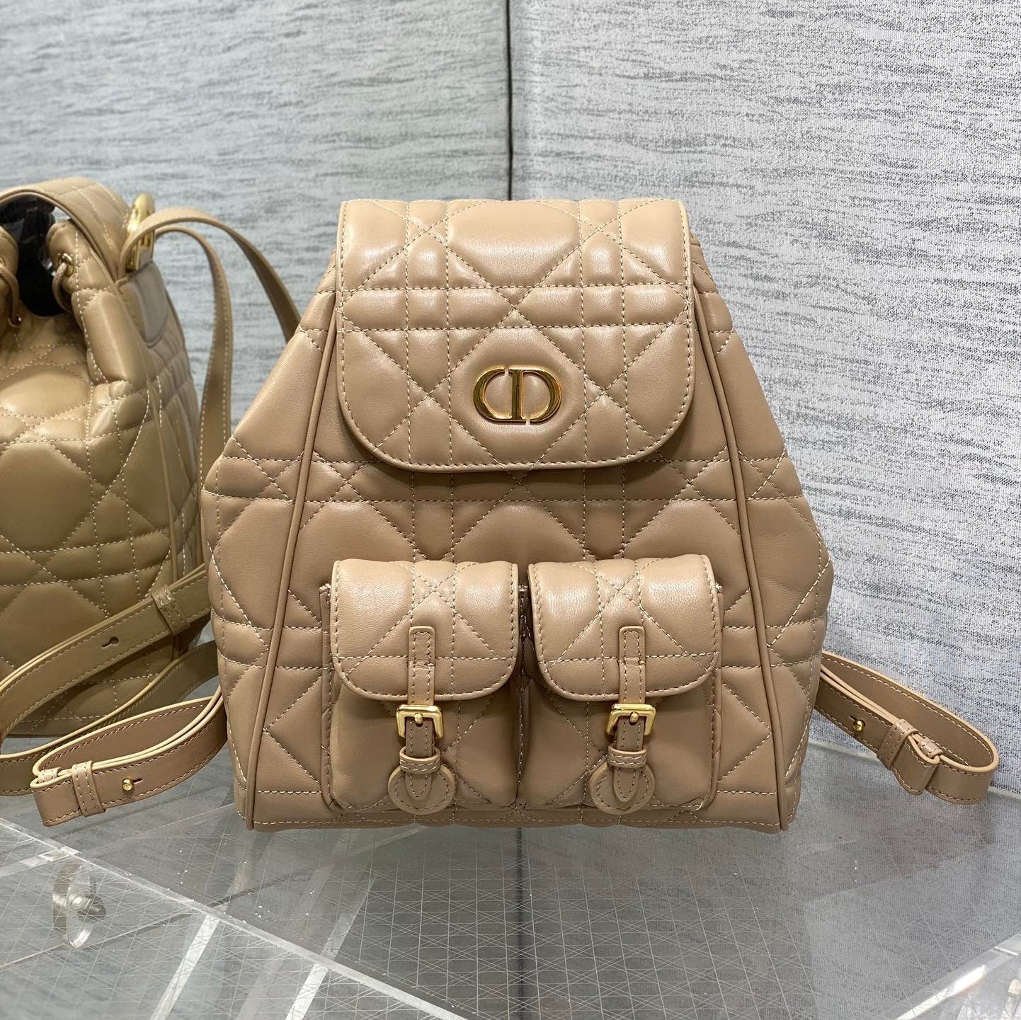 DIOR MEDIUM 25 CARO BACKPACK ALMOND BEIGE MACROCANNAGE LAMBSKIN