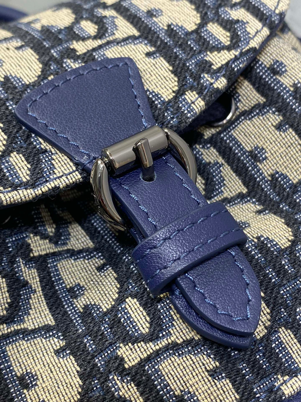 DIOR BACKPACK 19 IN BLUE OBLIQUE MONOGRAM JACQUARD