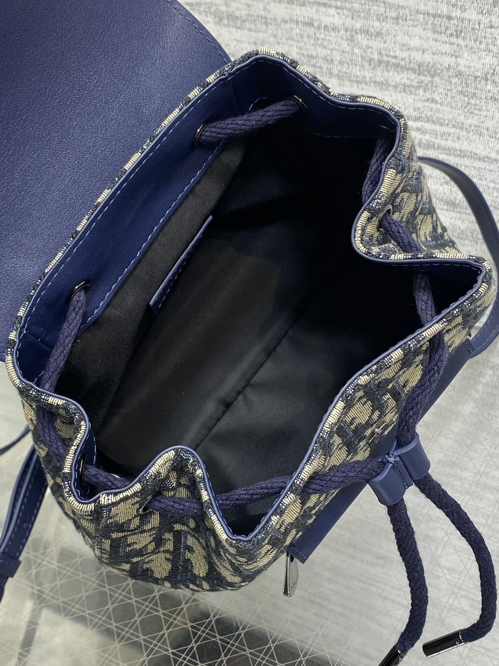 DIOR BACKPACK 19 IN BLUE OBLIQUE MONOGRAM JACQUARD