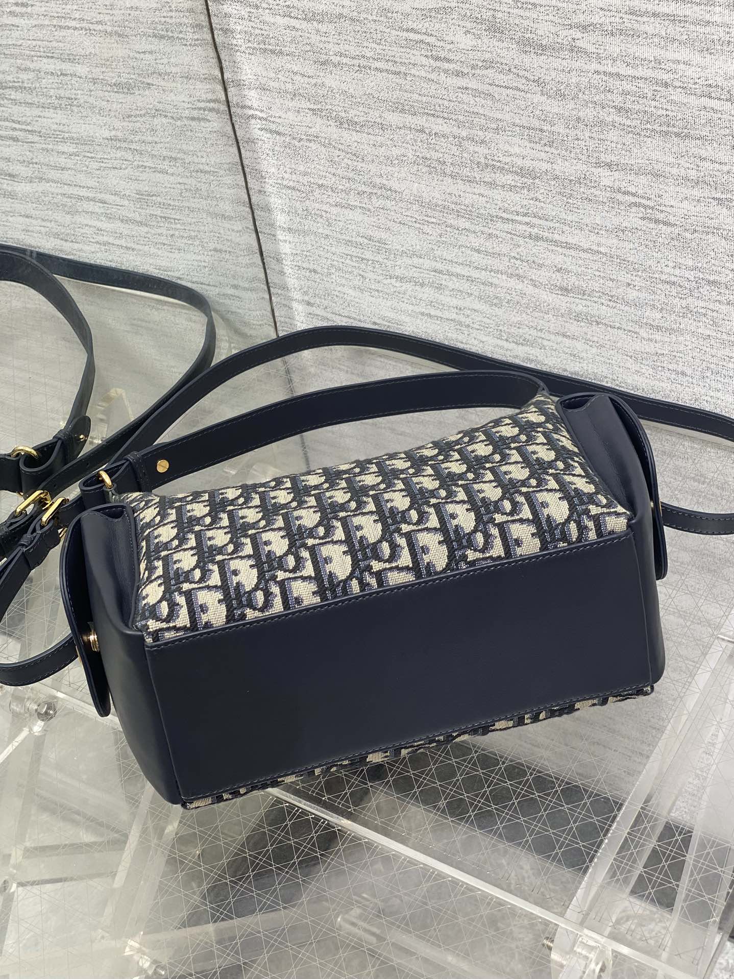 DIOR 25S MEDIUM D-DREAM BAG 24 IN BLUE  OBLIQUE JACQUARD AND SMOOTH CALFSKIN