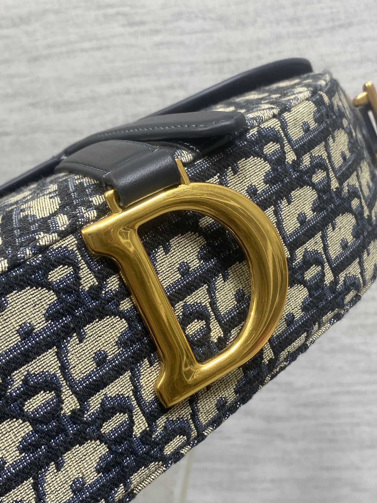 DIOR 25S MINI SOFT SADDLE BAG 19 IN BLUE DIOR OBLIQUE JACQUARD AND SMOOTH CALFSKIN