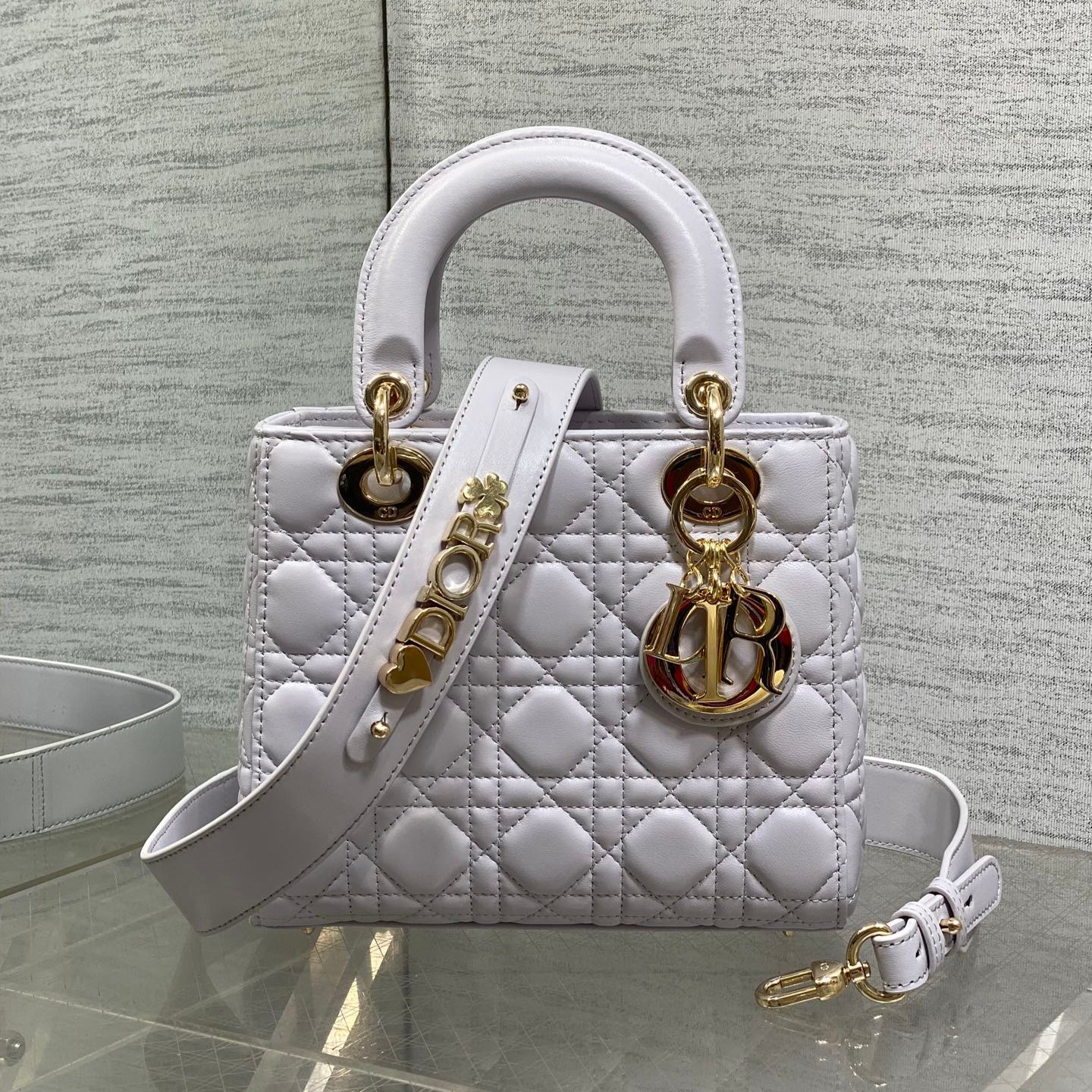 DIOR 25S LADY  BAG 20 IN LILAC CANNAGE CALFSKIN GOLD HARDWRE