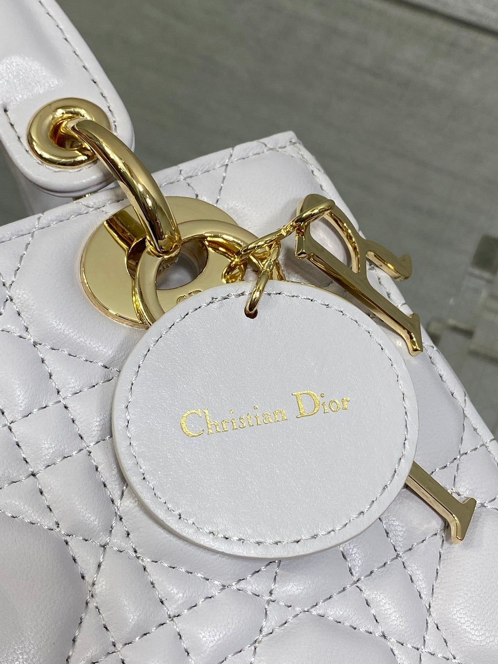 DIOR 25S LADY  BAG 20 IN LILAC CANNAGE CALFSKIN GOLD HARDWARE