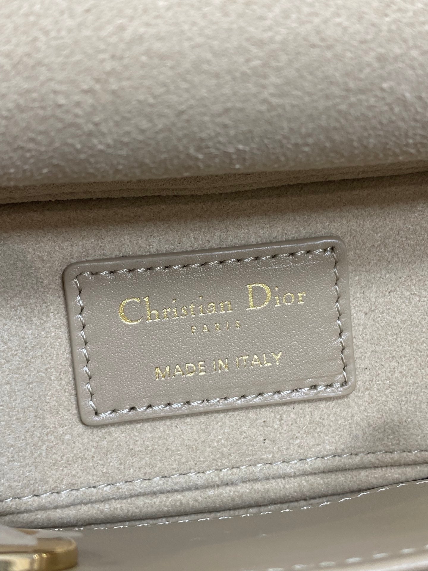 DIOR 25S SMALL LADY D‑JOY BAG 19 IN DARK BEIGE CANNAGE CALFSKIN GOLD HARDWRE