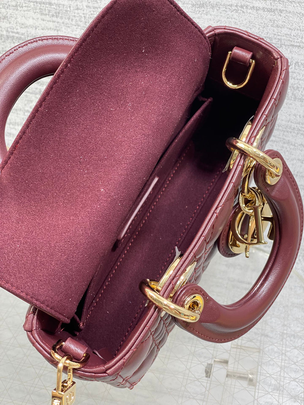 DIOR 25S SMALL LADY D‑JOY BAG 19 IN BURGUNDY CANNAGE CALFSKIN GOLD HARDWRE