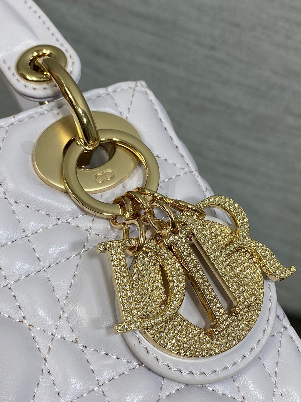 DIOR 25S MINI LADY  BAG 17 IN LILAC CALFSKIN CHARM CRYSTAL EMBELLISHMENTS