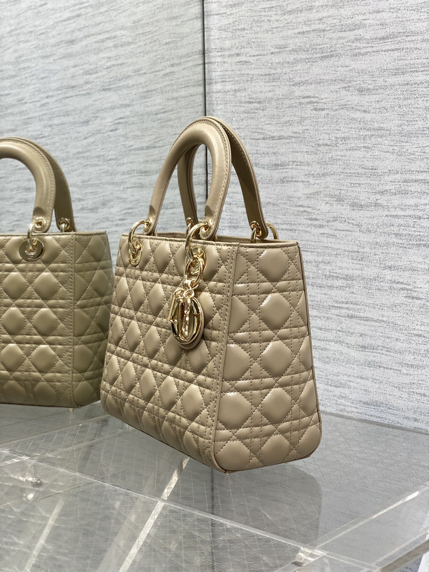 DIOR 25S MEDIUM LADY BAG 24 IN POWDER BEIGE CALFSKIN GOLD HARDWRE