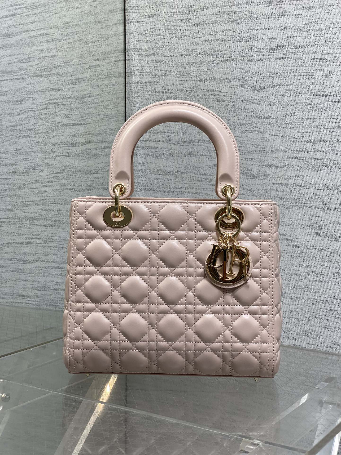 DIOR 25S MEDIUM LADY BAG 24 IN PINK CALFSKIN GOLD HARDWRE