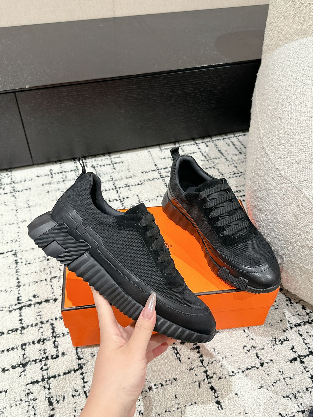 HERMES BOUNCING SNEAKER IN BLACK CALFSKIN AND FABRIC