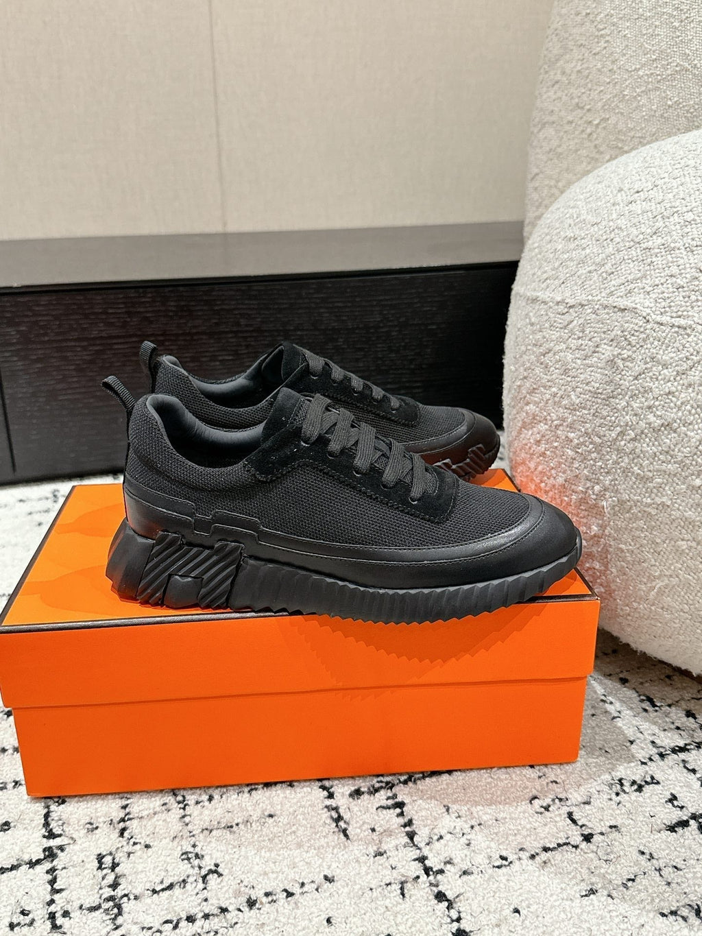 HERMES BOUNCING SNEAKER IN BLACK CALFSKIN AND FABRIC