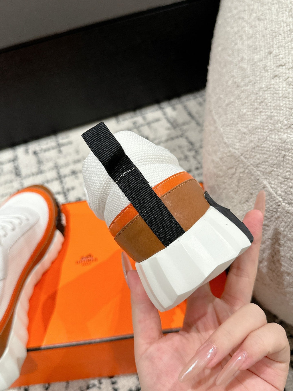 HERMES BOUNCING SNEAKER IN BRONZE BROWN CALFSKIN AND WHITE FABRIC