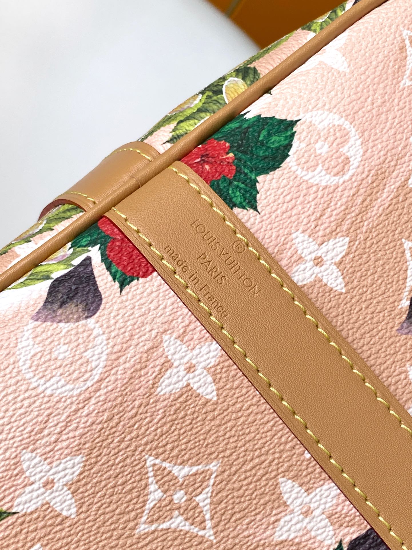 LOUIS VUITTON KEEPALL BANDOULIÈRE 50 IN SAND TROPICAL MOTIFS MONOGRAM SURFIN CANVAS