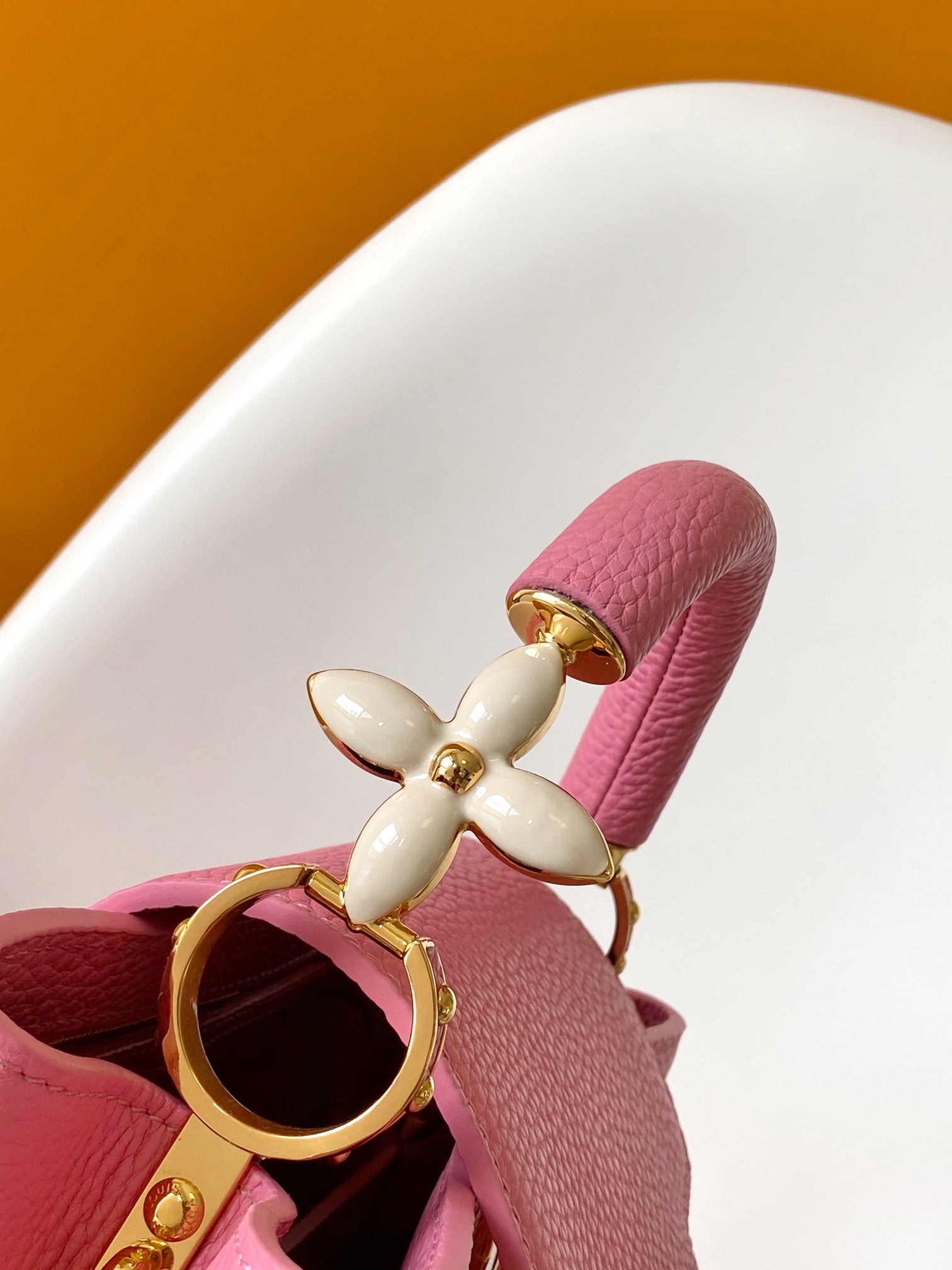 LOUIS VUITTON CAPUCINES MINI 21 IN MARSHMALLOW PINK TAURILLON GOLD HARDWARE