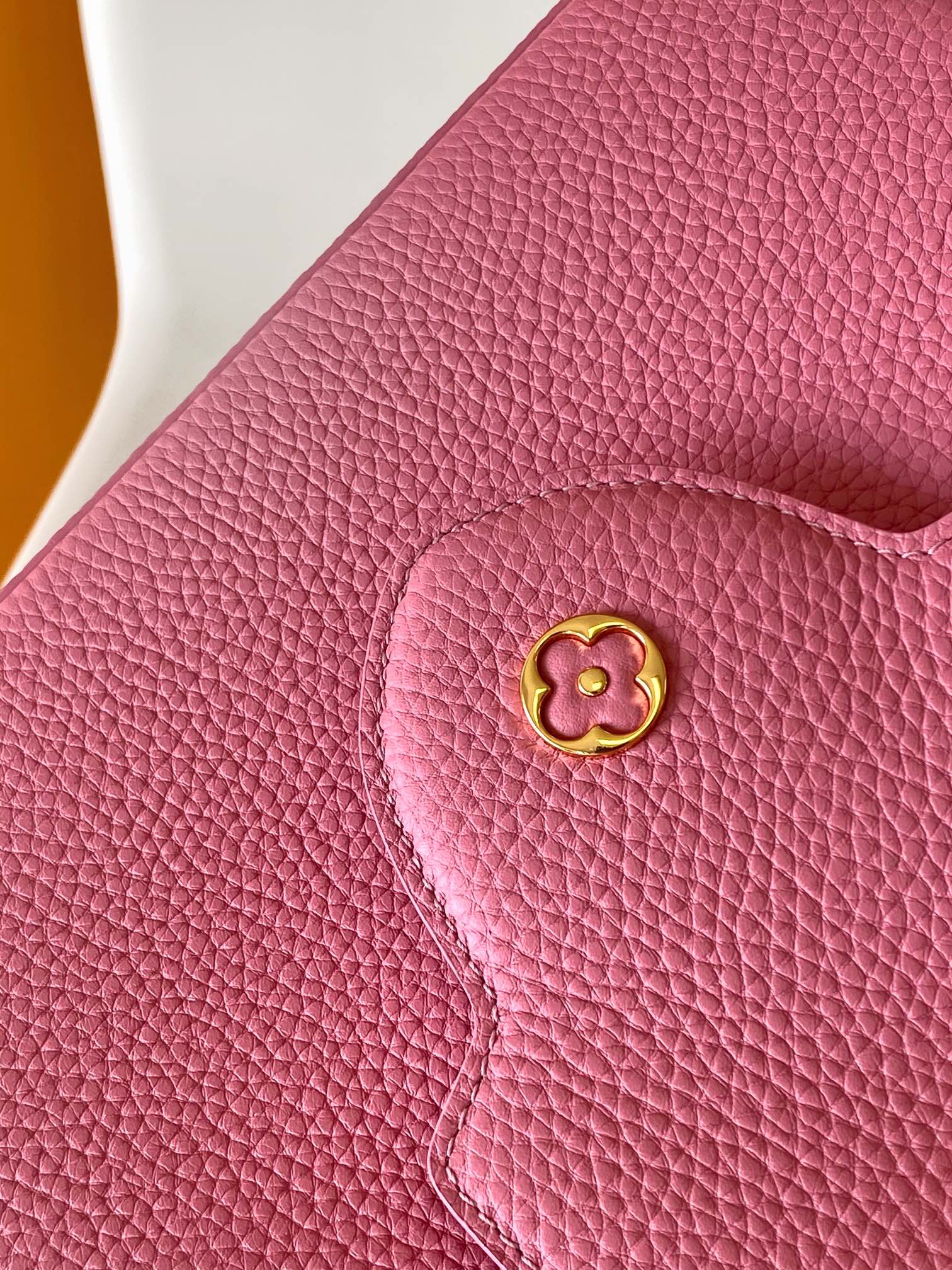 LOUIS VUITTON CAPUCINES MINI 21 IN MARSHMALLOW PINK TAURILLON GOLD HARDWARE