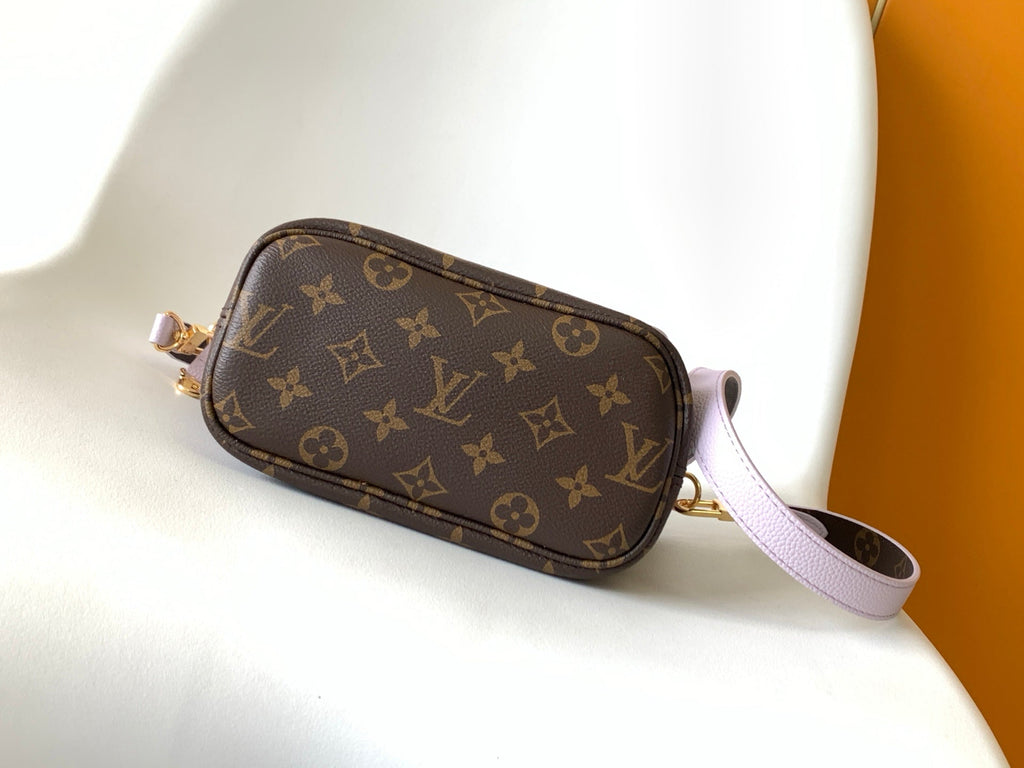 LOUIS VUITTON LV 25S NEVERFULL BANDOULIÈRE INSIDE OUT BB 24 IN LIGHT PURPLE AND BROWN CALFSKIN