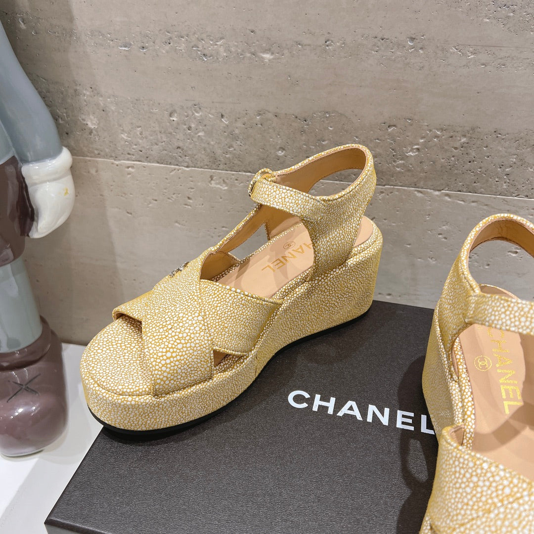 CHANEL Wedge Open-Toe High Heel Sandals Beige Cream Sheepskin
