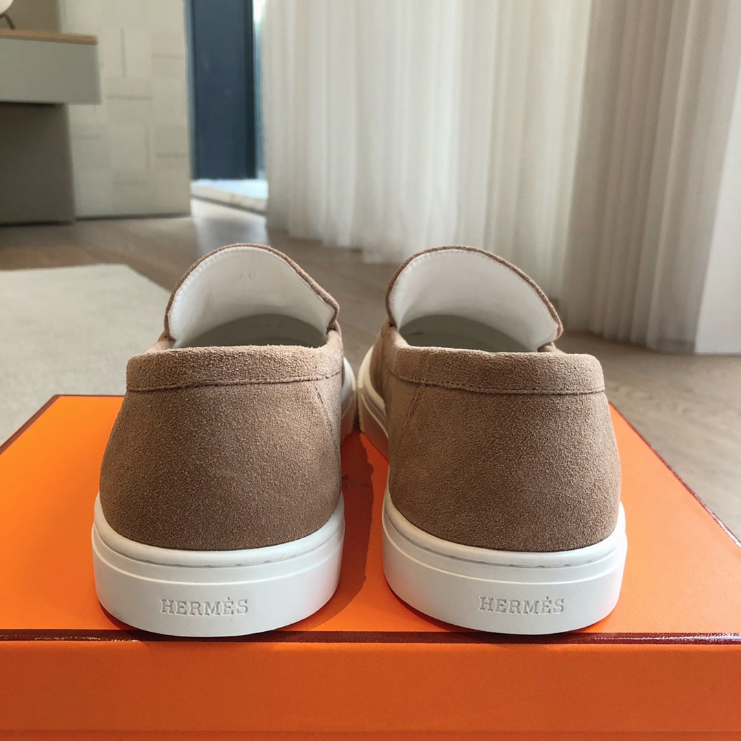 HERMES GAME SLIP-ON SNEAKER LIGHT PENNY SUEDE