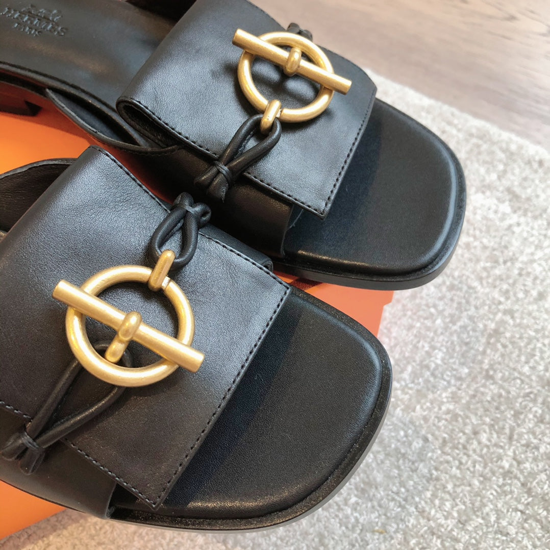 HERMES ISLE SANDAL BLACK CALFSKIN