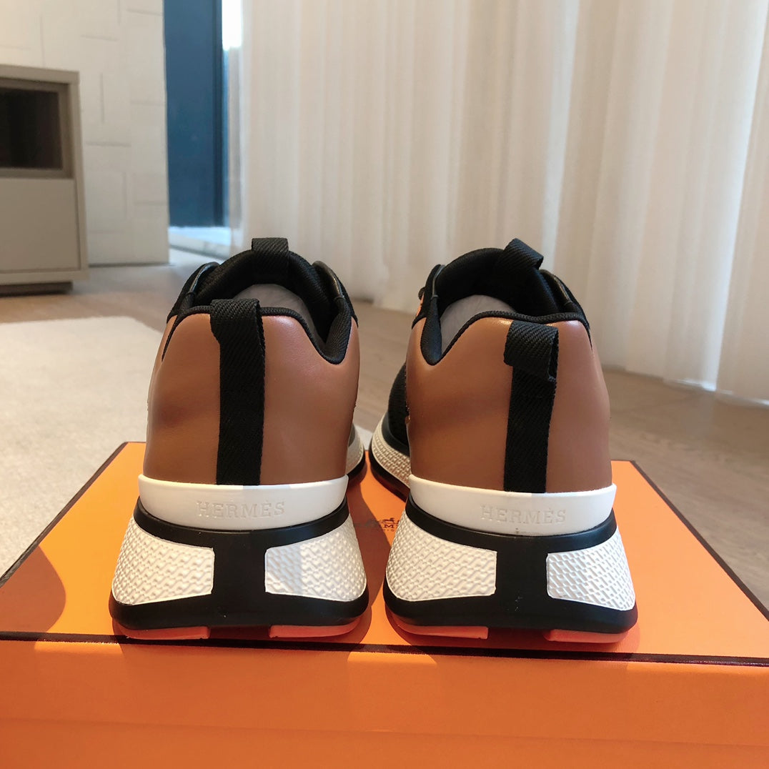 HERMES HEROS SNEAKER IN BLACK BREATHABLE MESH FABRIC AND BRONZE BROWN CALFSKIN