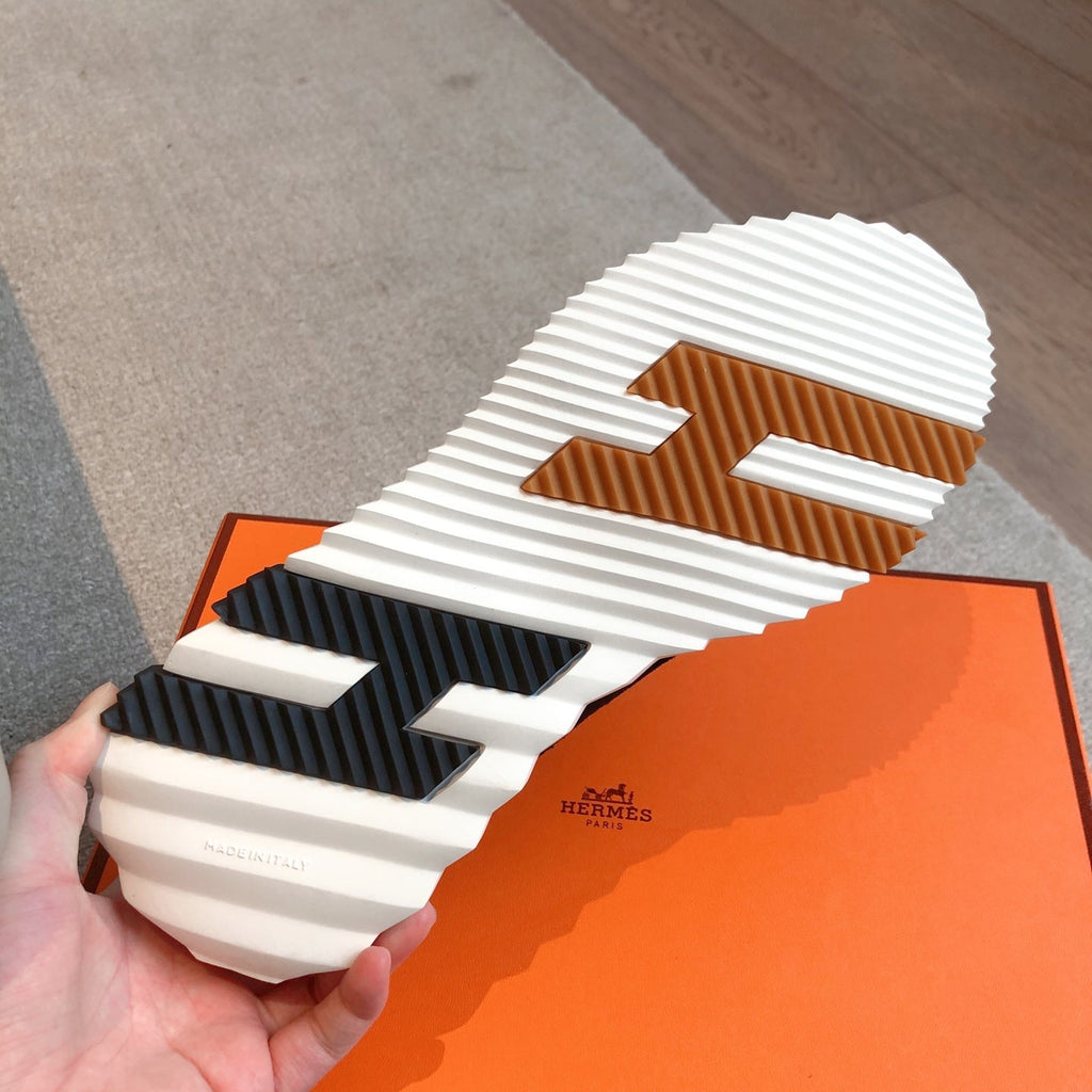 HERMES KETCH SNEAKER IN BLACK SUEDE