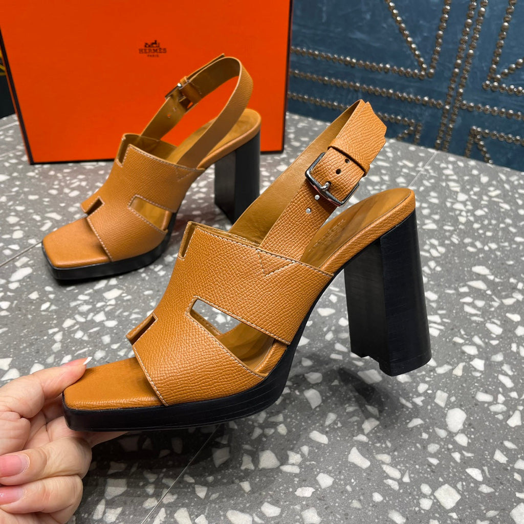 HERMES ERIS SANDAL 95 CARAMEL LAMBSKIN