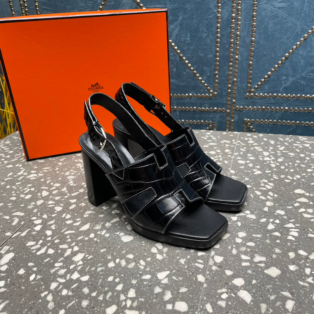 HERMES ERIS SANDAL 95 BLACK CALFSKIN
