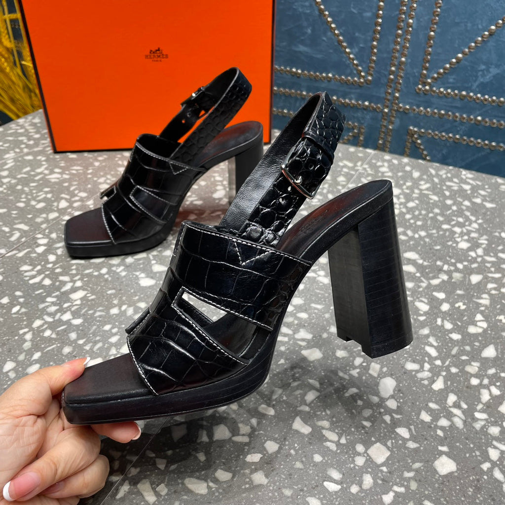HERMES ERIS SANDAL 95 BLACK CALFSKIN