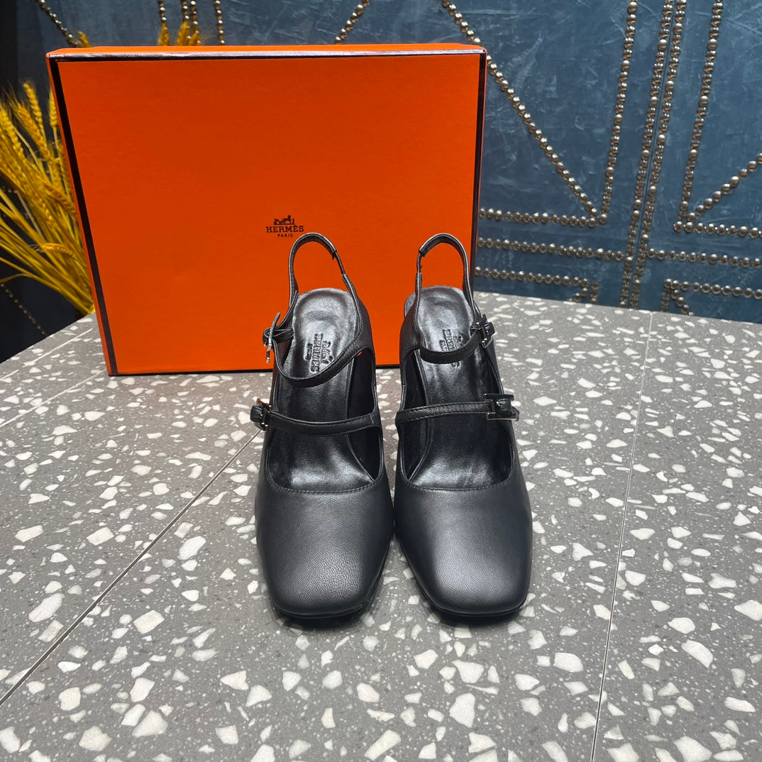 HERMES JACKIE 80 MM PUMP IN BLACK CALFSKIN