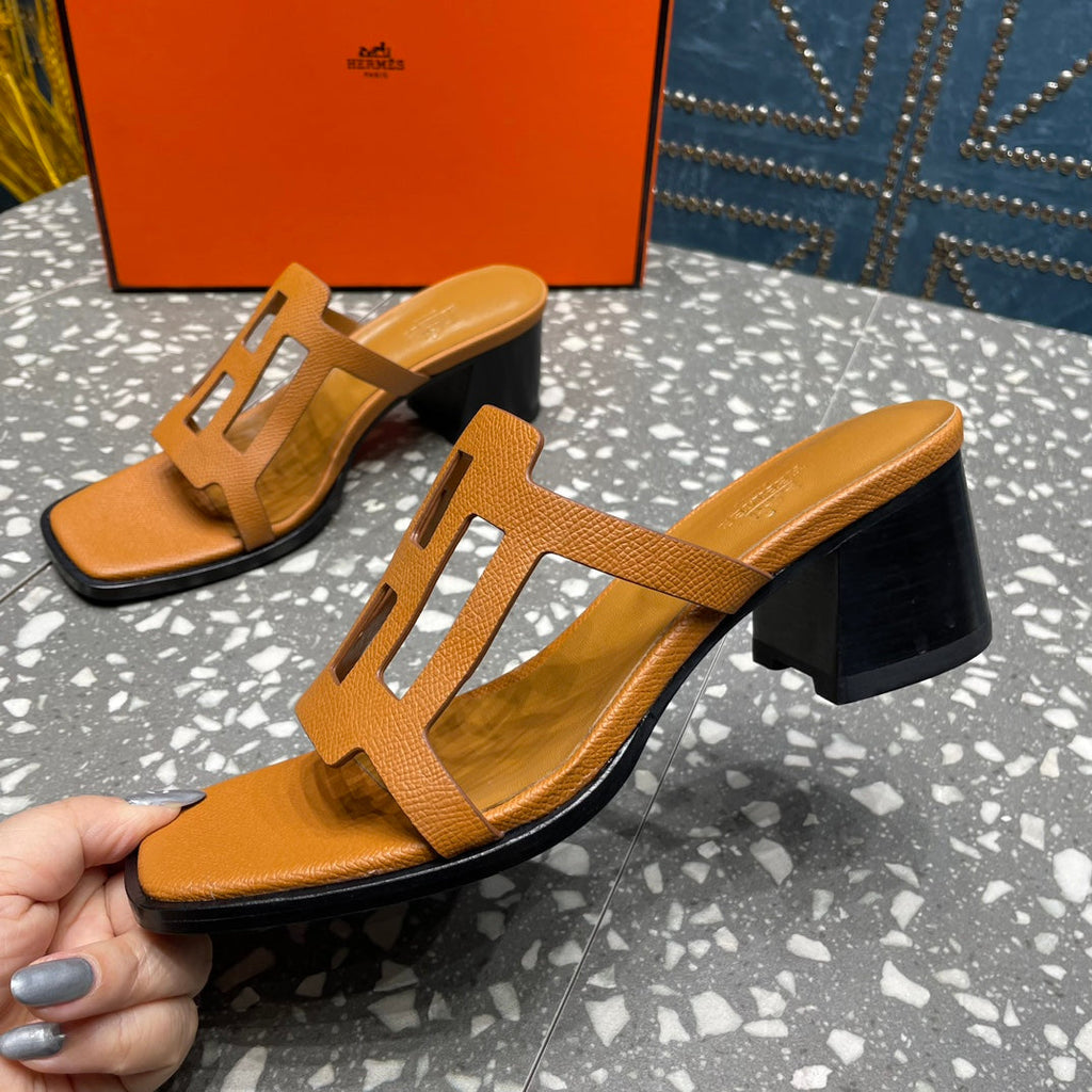 HERMES IZZY 50 MM SANDAL IN BRONZE BROWN SHEEPSKIN