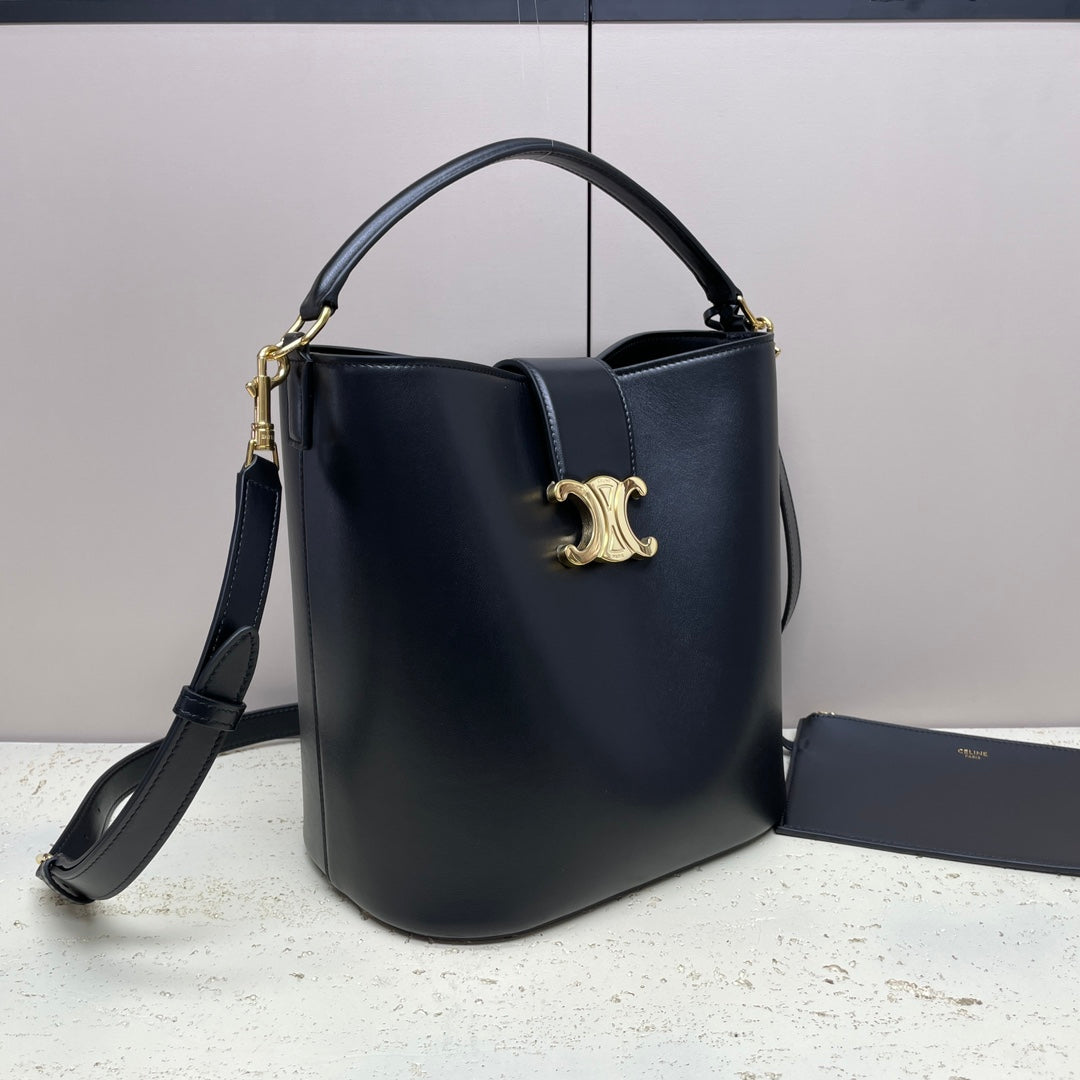 CELINE MEDIUM 28 LOUISE BAG IN BLACK SMOOTH CALFSKIN