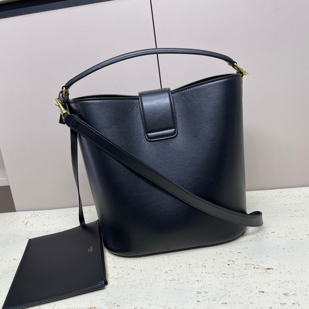 CELINE MEDIUM 28 LOUISE BAG IN BLACK SMOOTH CALFSKIN