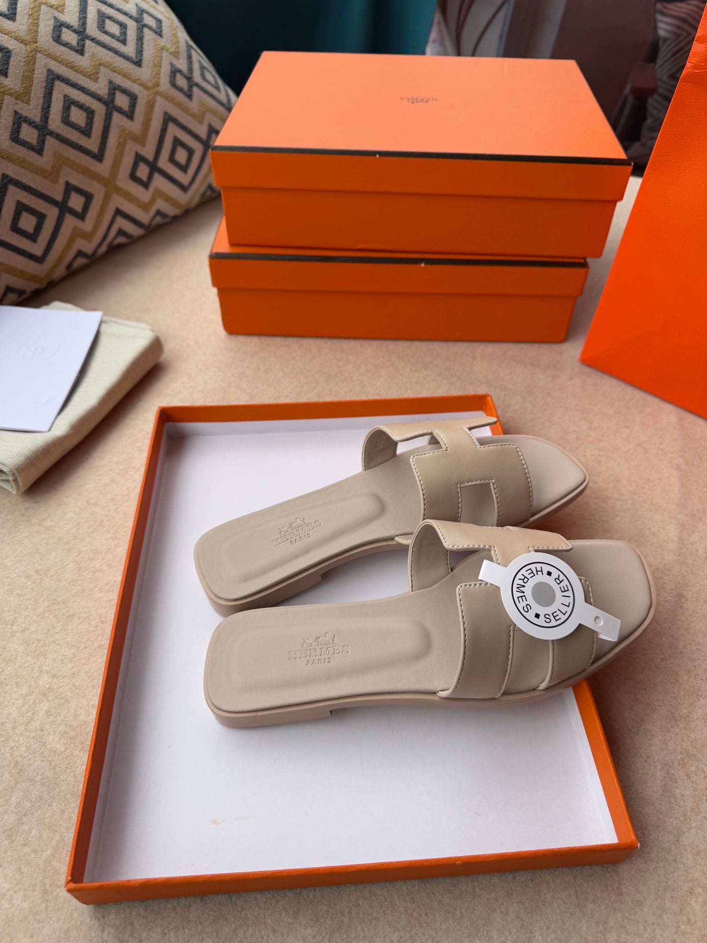 HERMES 0RAN SANDALS IN KHAKI BROWN CALFSKIN