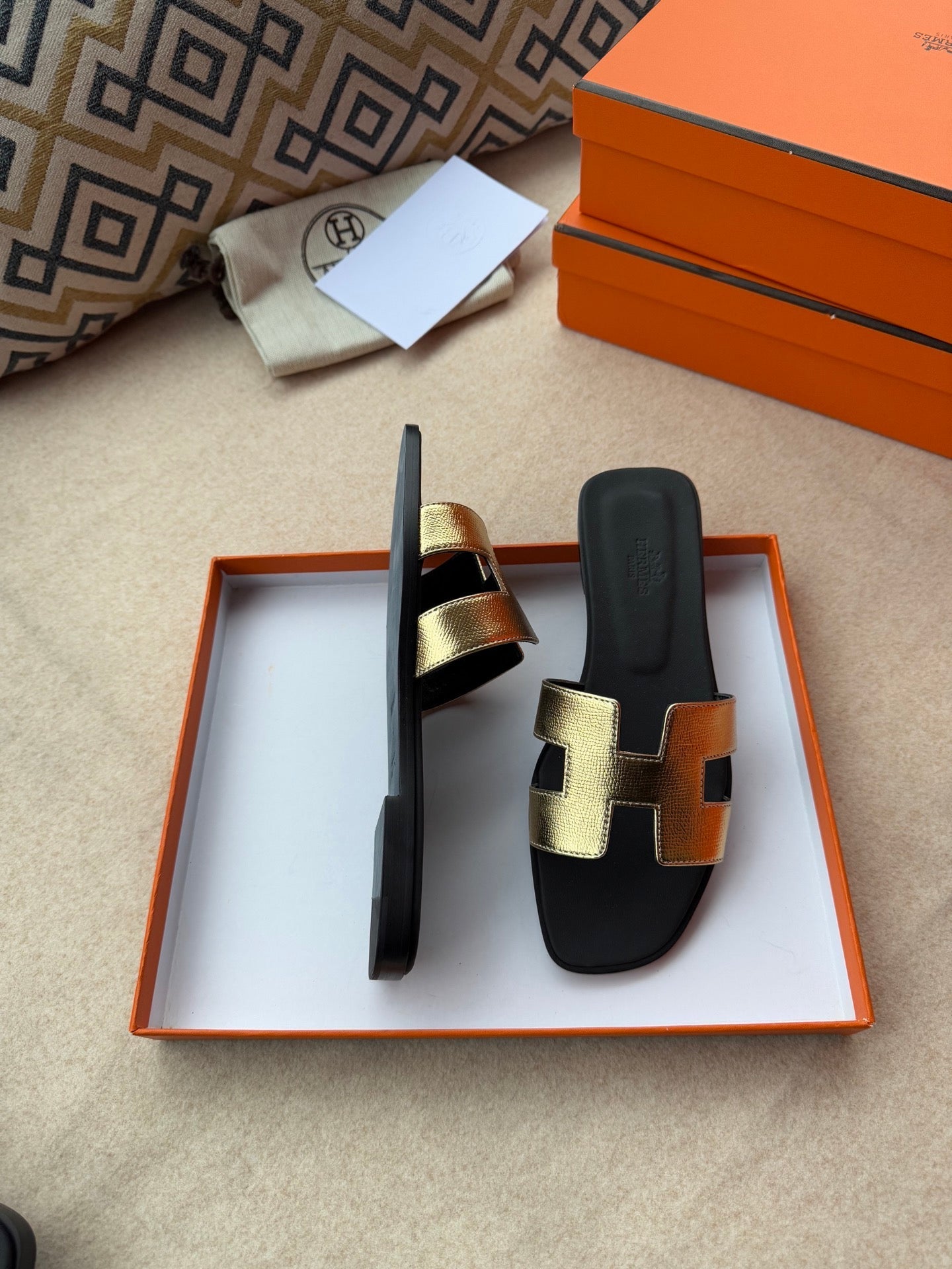 HERMES 0RAN SANDALS IN LIGHT GOLD CALFSKIN