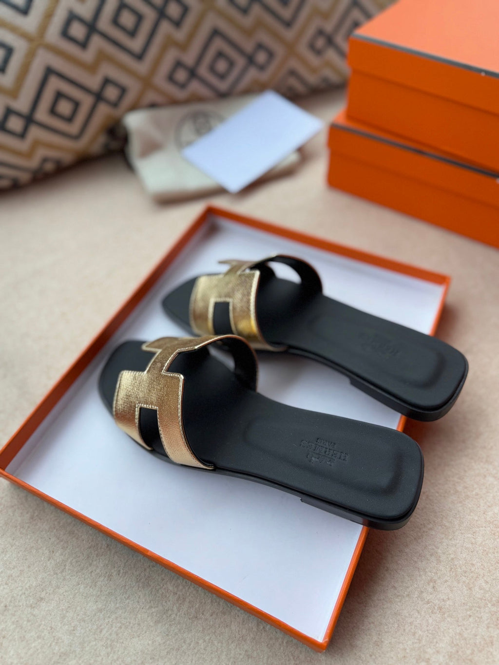 HERMES 0RAN SANDALS IN LIGHT GOLD CALFSKIN