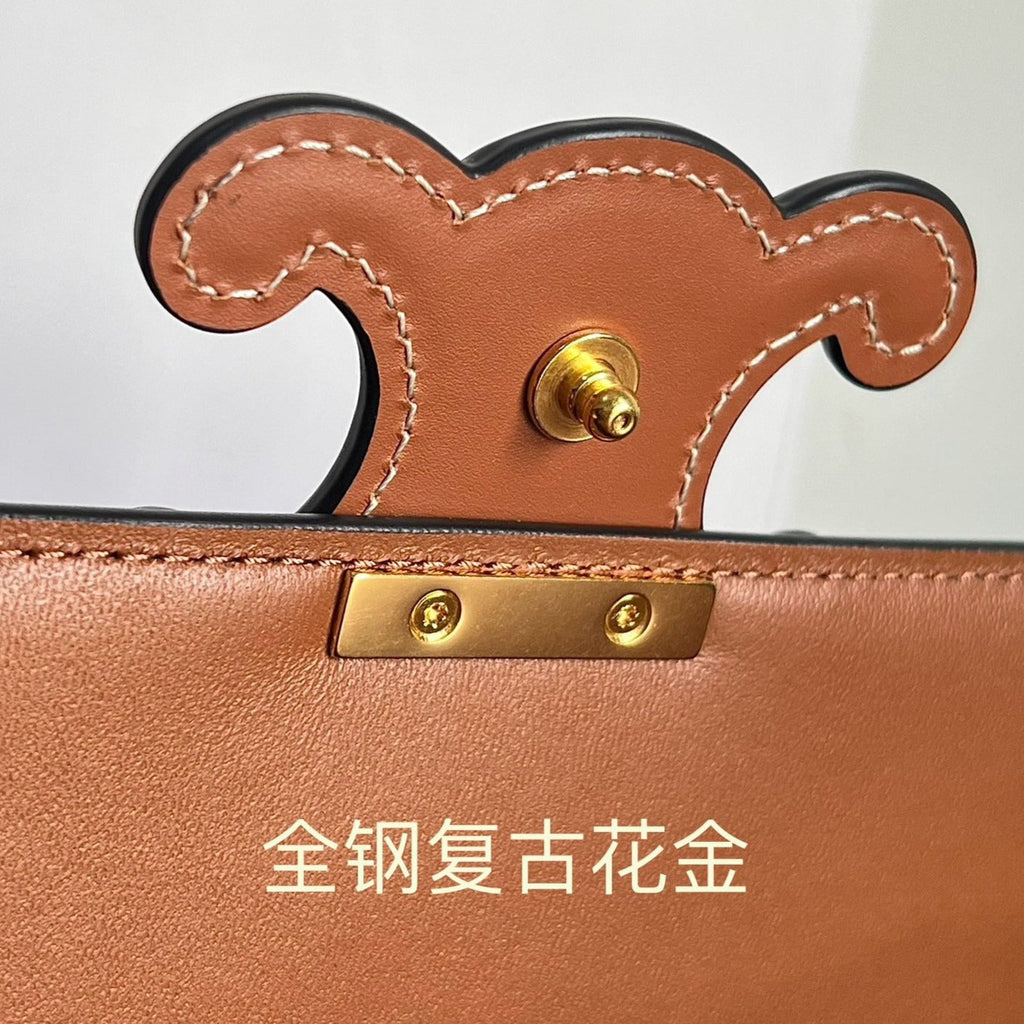 CELINE CLASSIQUE TRIOMPHE 22 TAN SMOOTH CALFSKIN
