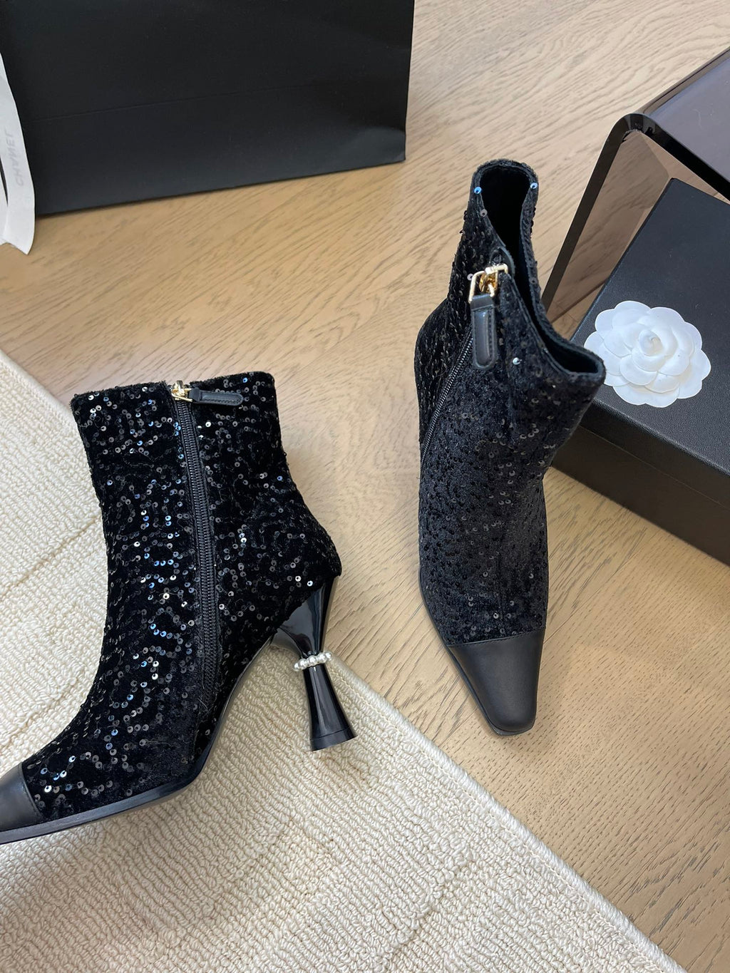 CHANEL BONGADE BOOTS IN BLACK CALFSKIN AND SEQUINS