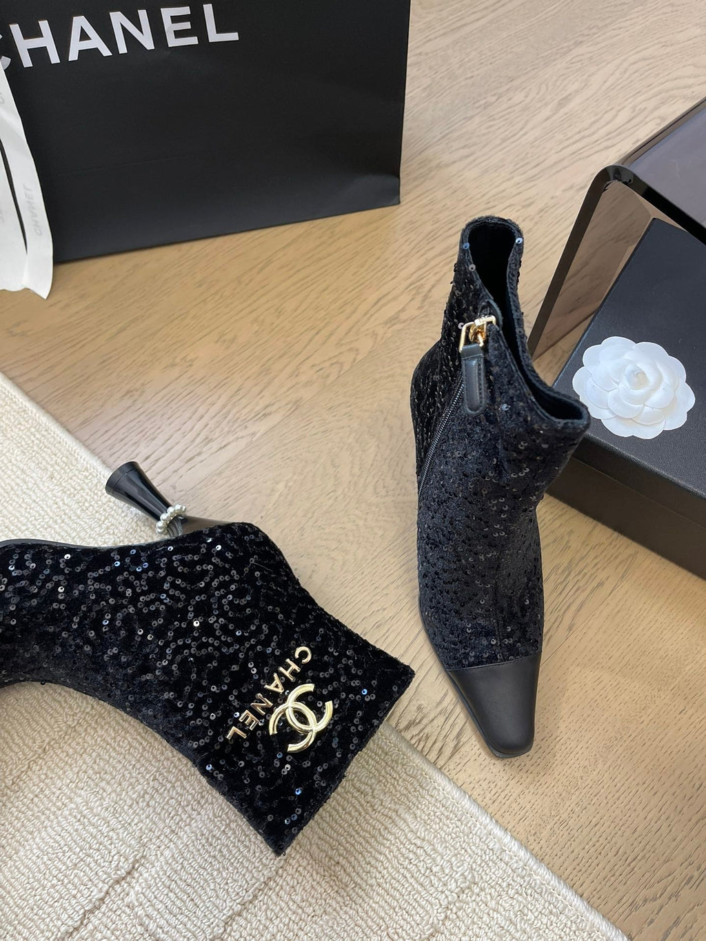 CHANEL BONGADE BOOTS IN BLACK CALFSKIN AND SEQUINS