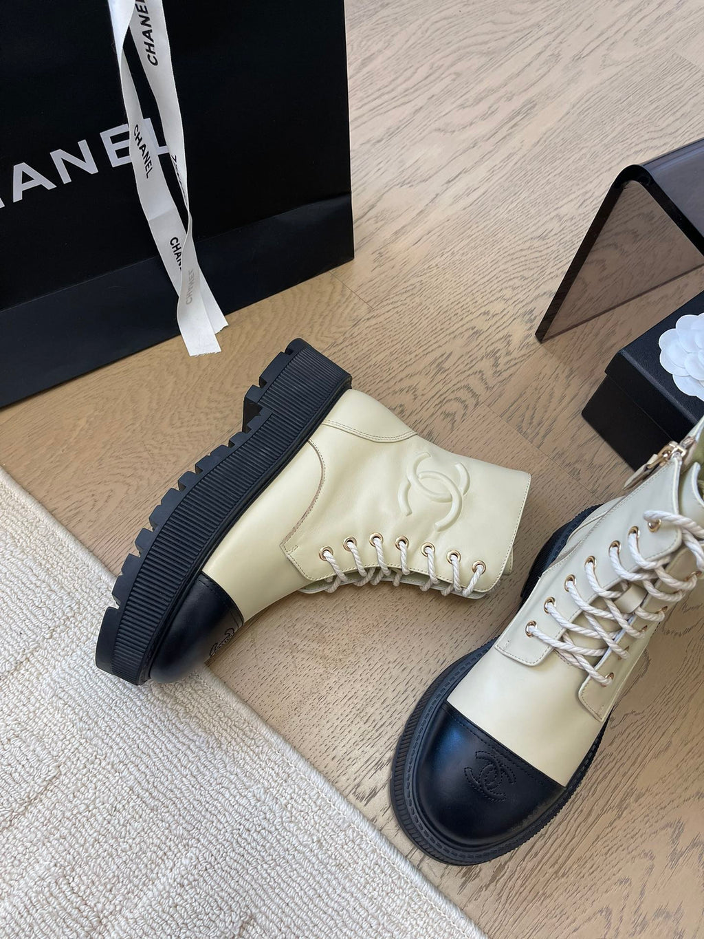 CHANEL ANKLE BOOTS IN PEARL GRAY MIX BLACK CALFSKIN