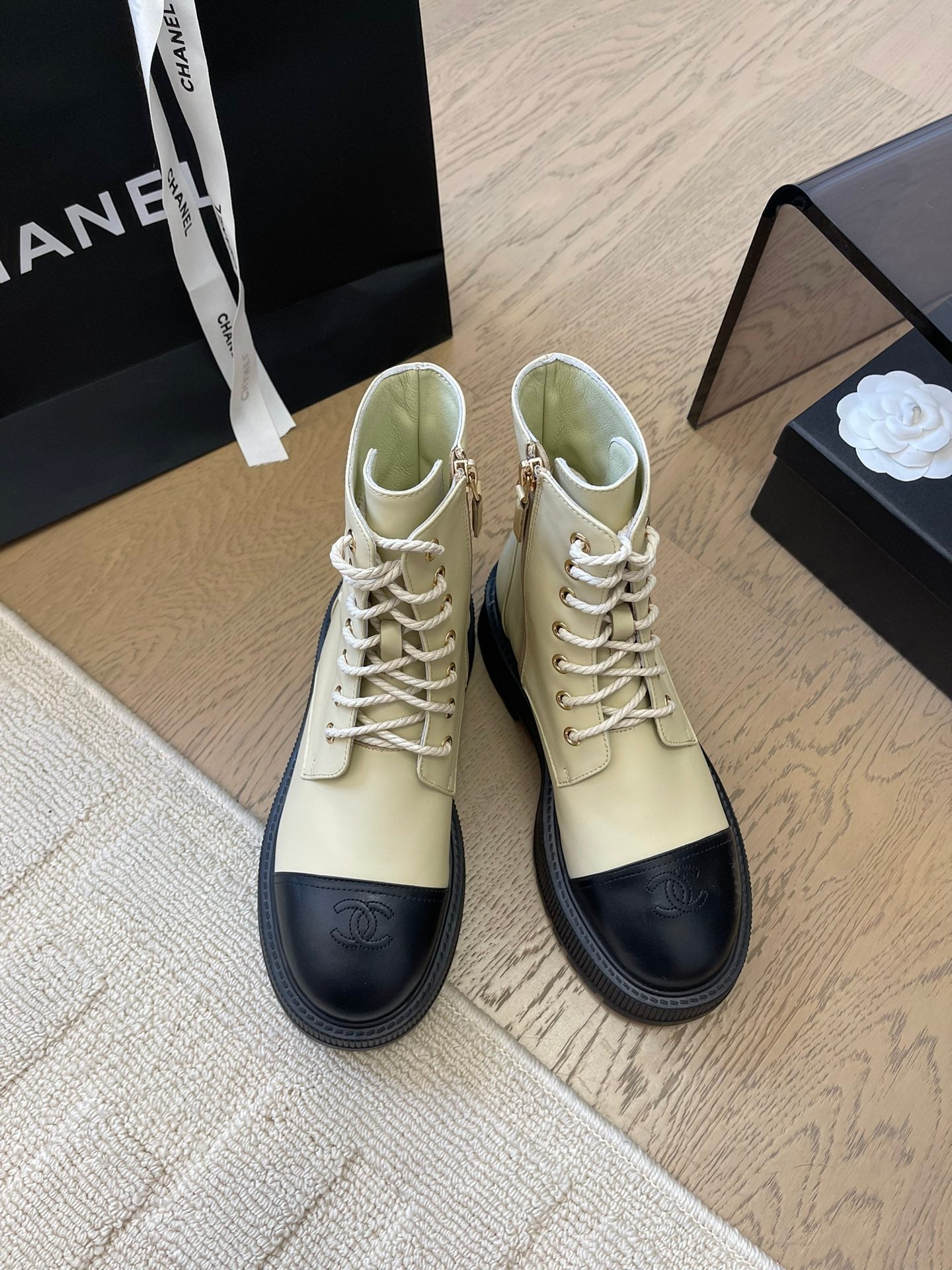 CHANEL ANKLE BOOTS IN PEARL GRAY MIX BLACK CALFSKIN