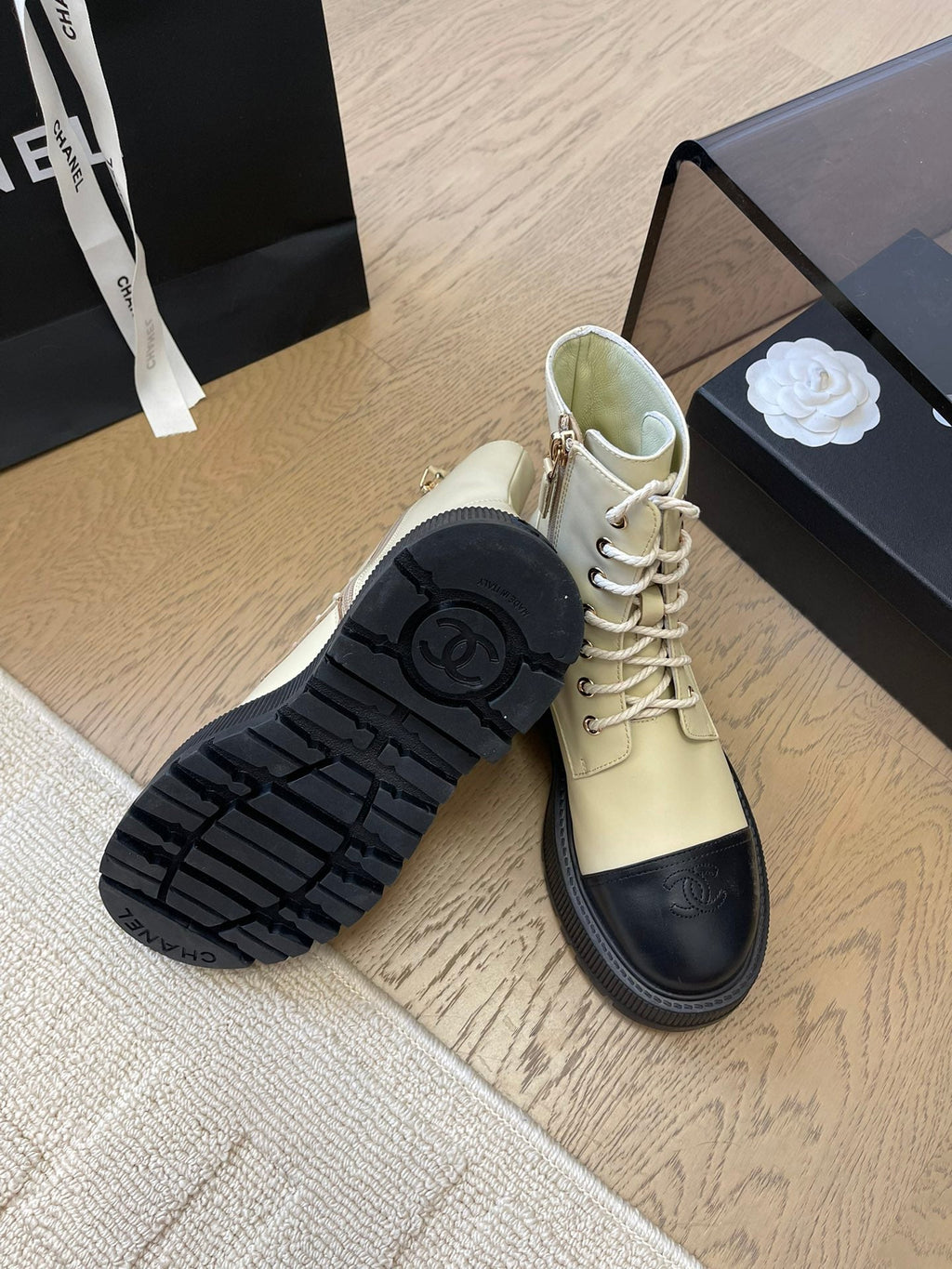 CHANEL ANKLE BOOTS IN PEARL GRAY MIX BLACK CALFSKIN