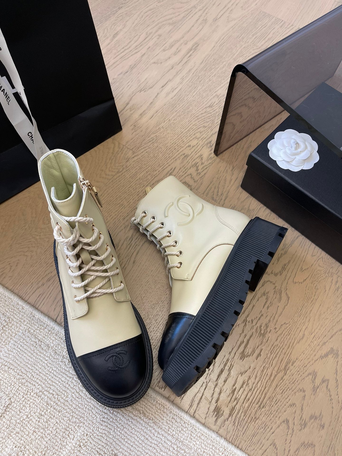 CHANEL ANKLE BOOTS IN PEARL GRAY MIX BLACK CALFSKIN