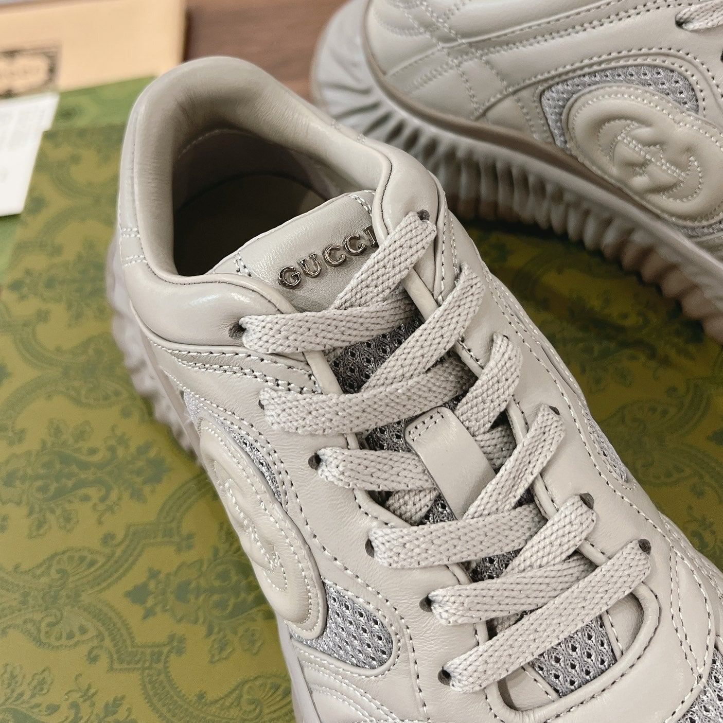 GUCCI RIPPLE SNEAKER CLOUD GRAY