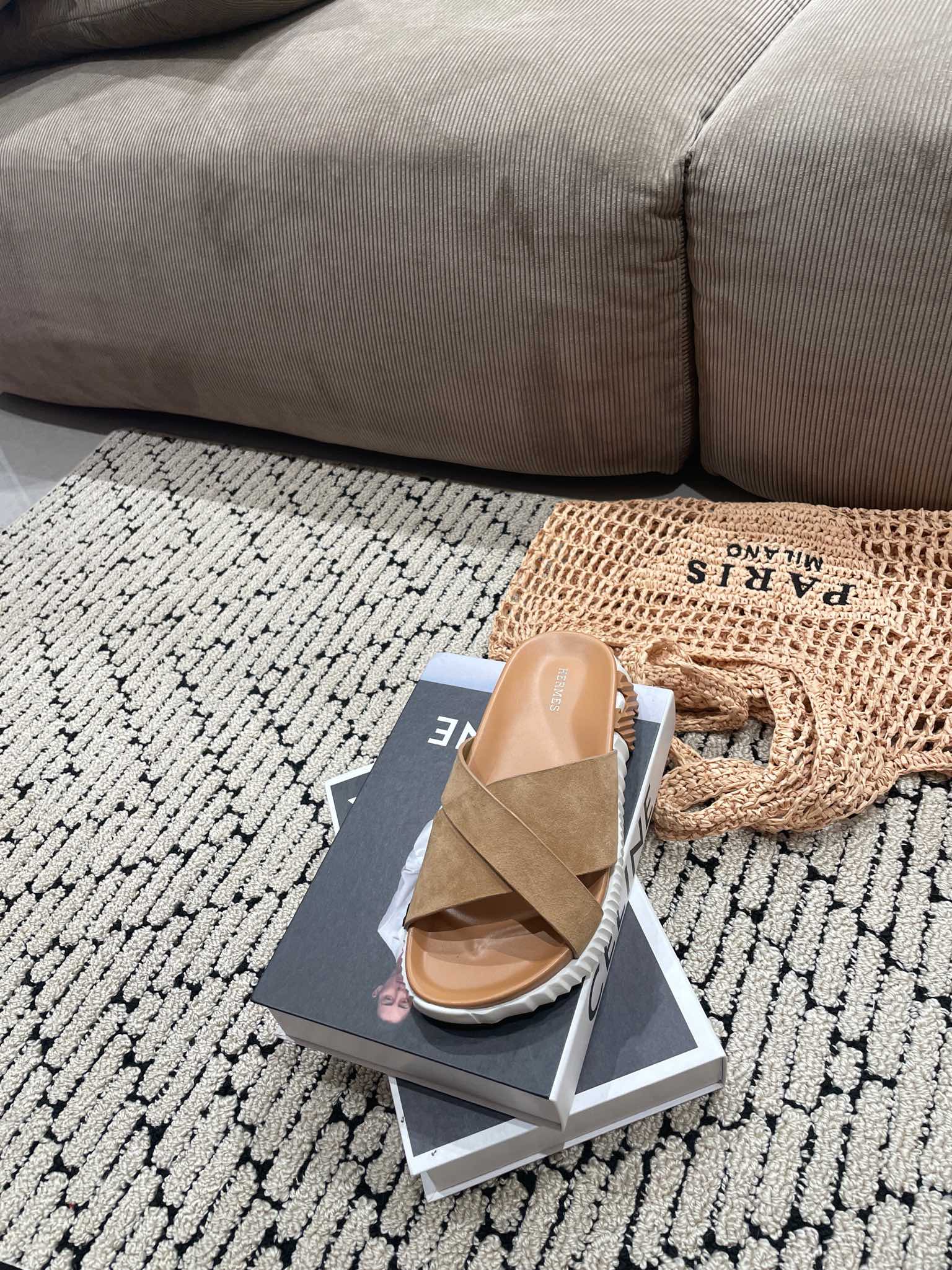 HERMES INFRA SANDAL PINK NUDE SUEDE