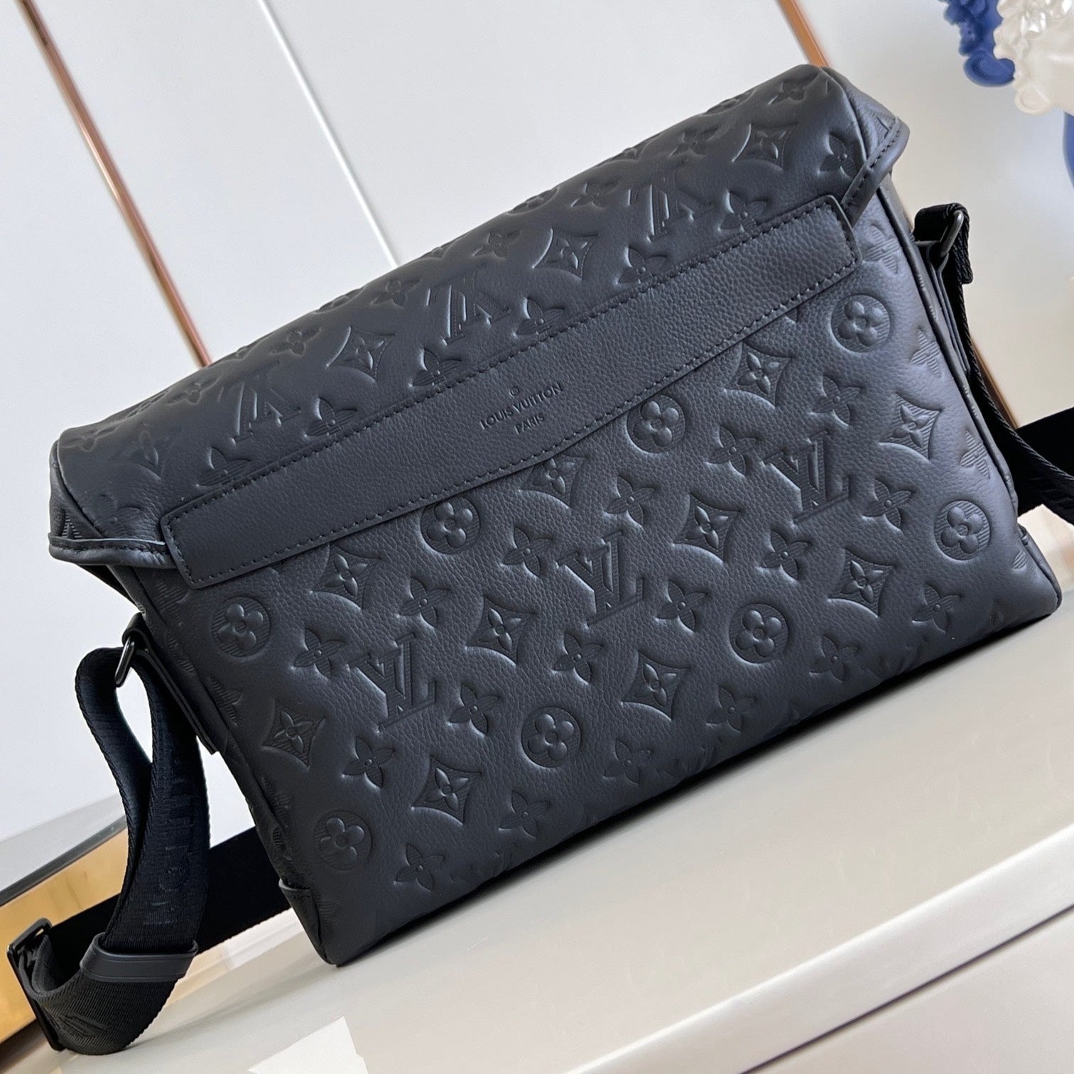 LOUIS VUITTON MESSENGER VOYAGER PM 33 IN BLACK MONOGRAM SHADOW CALFSKIN