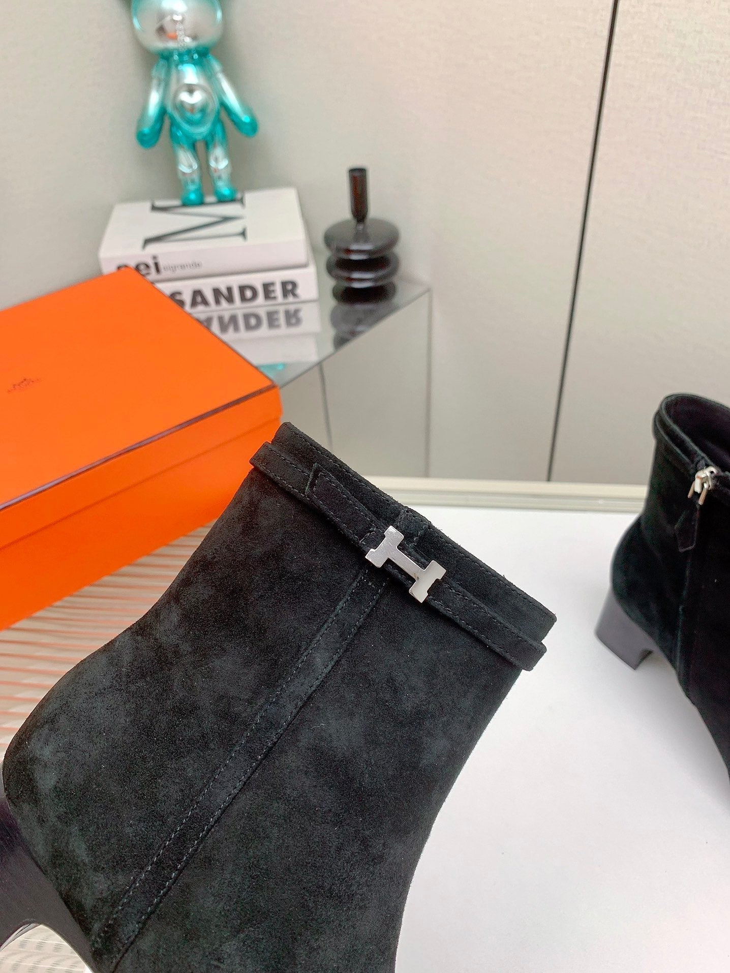 HERMES WOMEN'S NEO ANKLE BOOT IN BLACK SUEDE