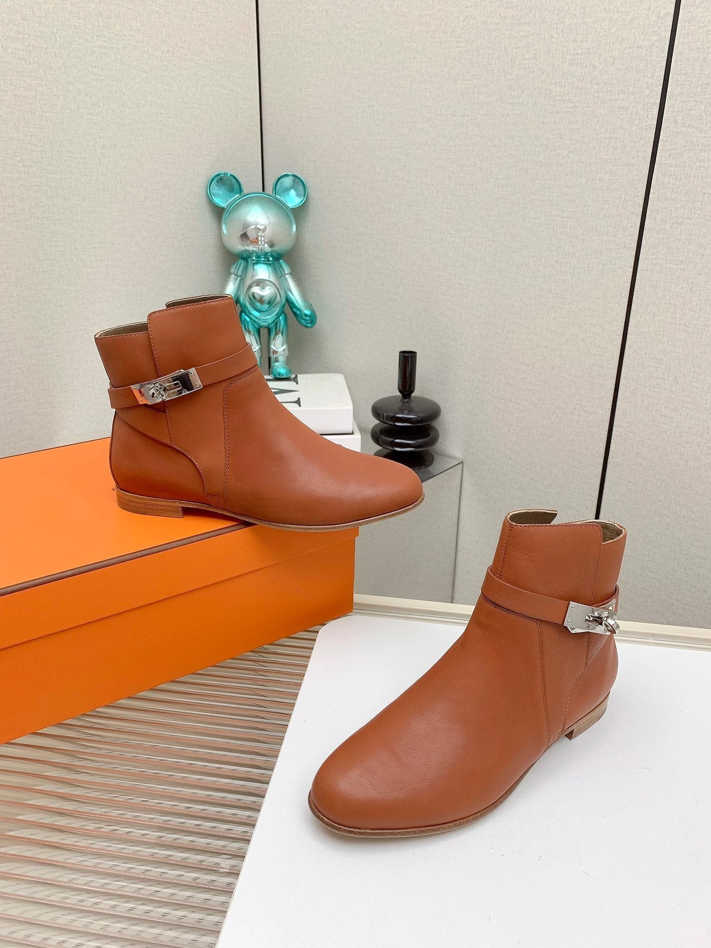 HERMES WOMEN'S NEO ANKLE BOOT IN ALLOY ORANGE CALFSKIN