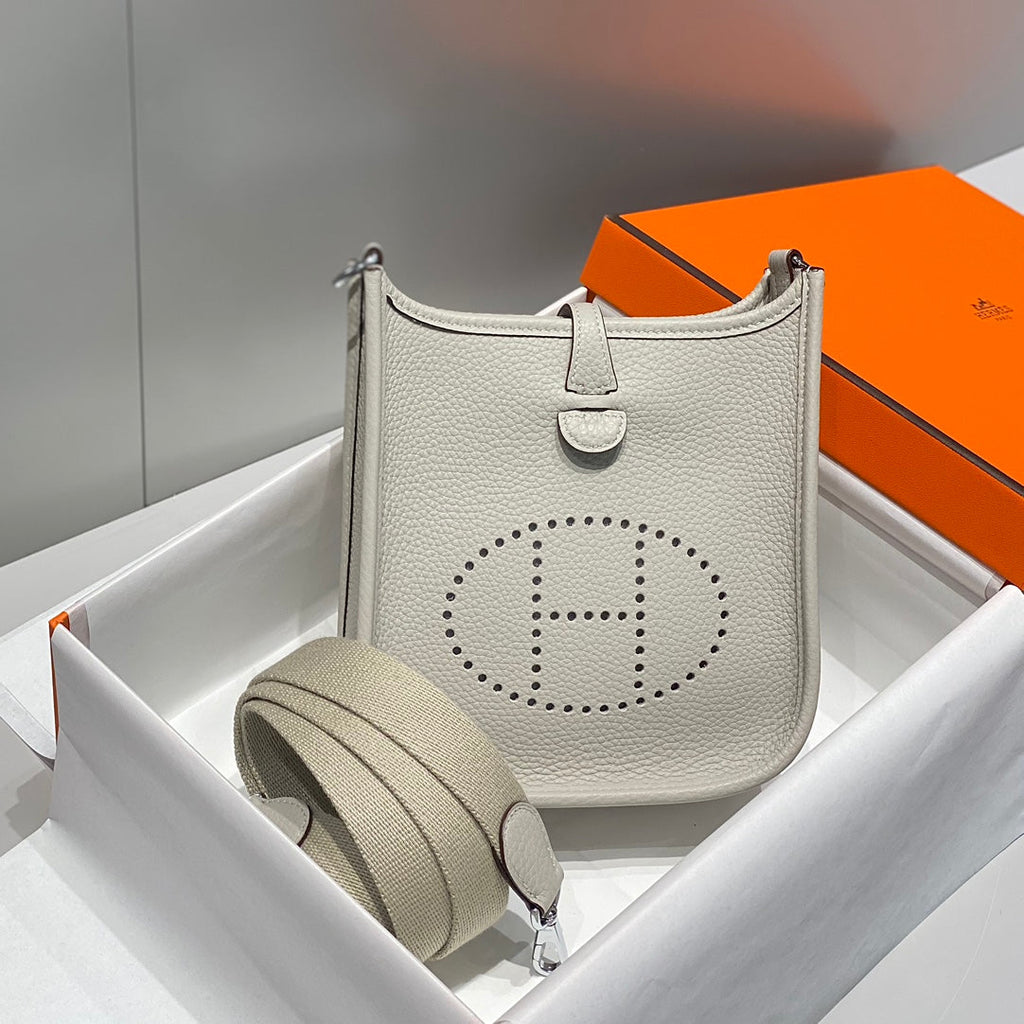HERMES MINI NEO 18 EVELYNE BAG IN GREY GRAINED CALFSKIN