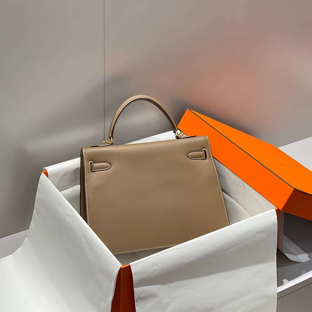 HERMES KELLY 32CM IN ETOUPE EPSOM CALFSKIN GOLD HARDWARE