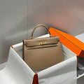 HERMES KELLY 32CM IN ETOUPE EPSOM CALFSKIN GOLD HARDWARE