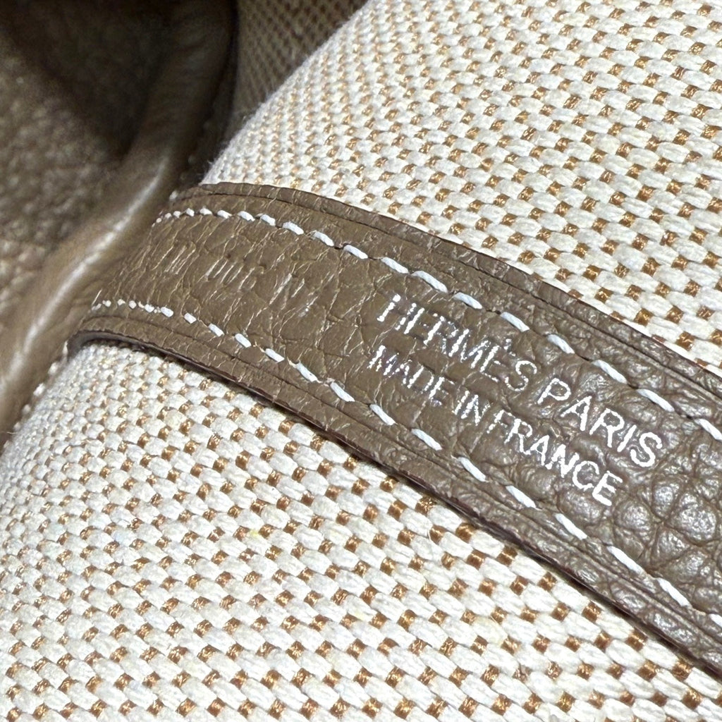 HERMES GARDEN PARTY 23CM IN WHITE TOILETS COTTON CANVAS AND TAUPE CALFSKIN